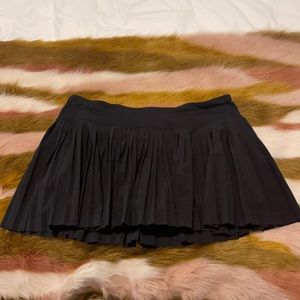 Lululemon pleated tennis skirt